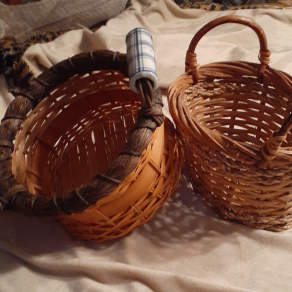 {Ceramic} handle